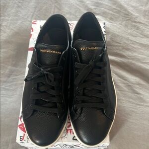 Dolce & Gabbana Black Minimalist Sneakers